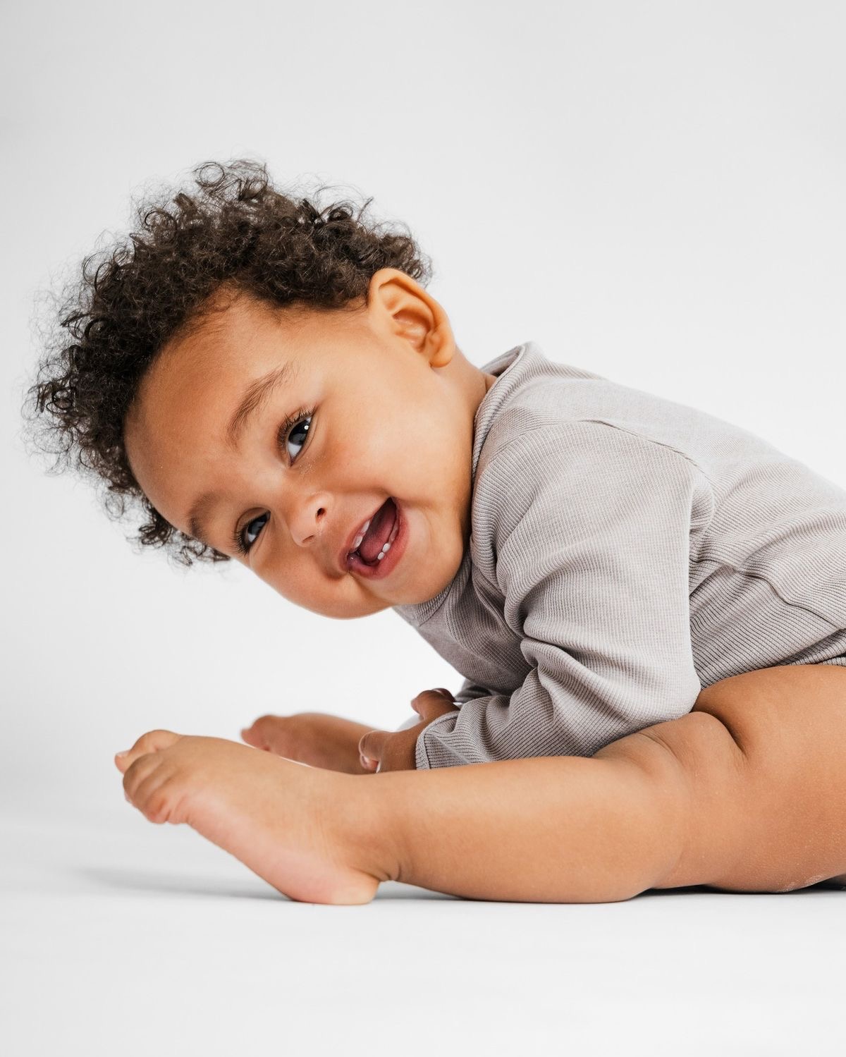 Bébé souriant